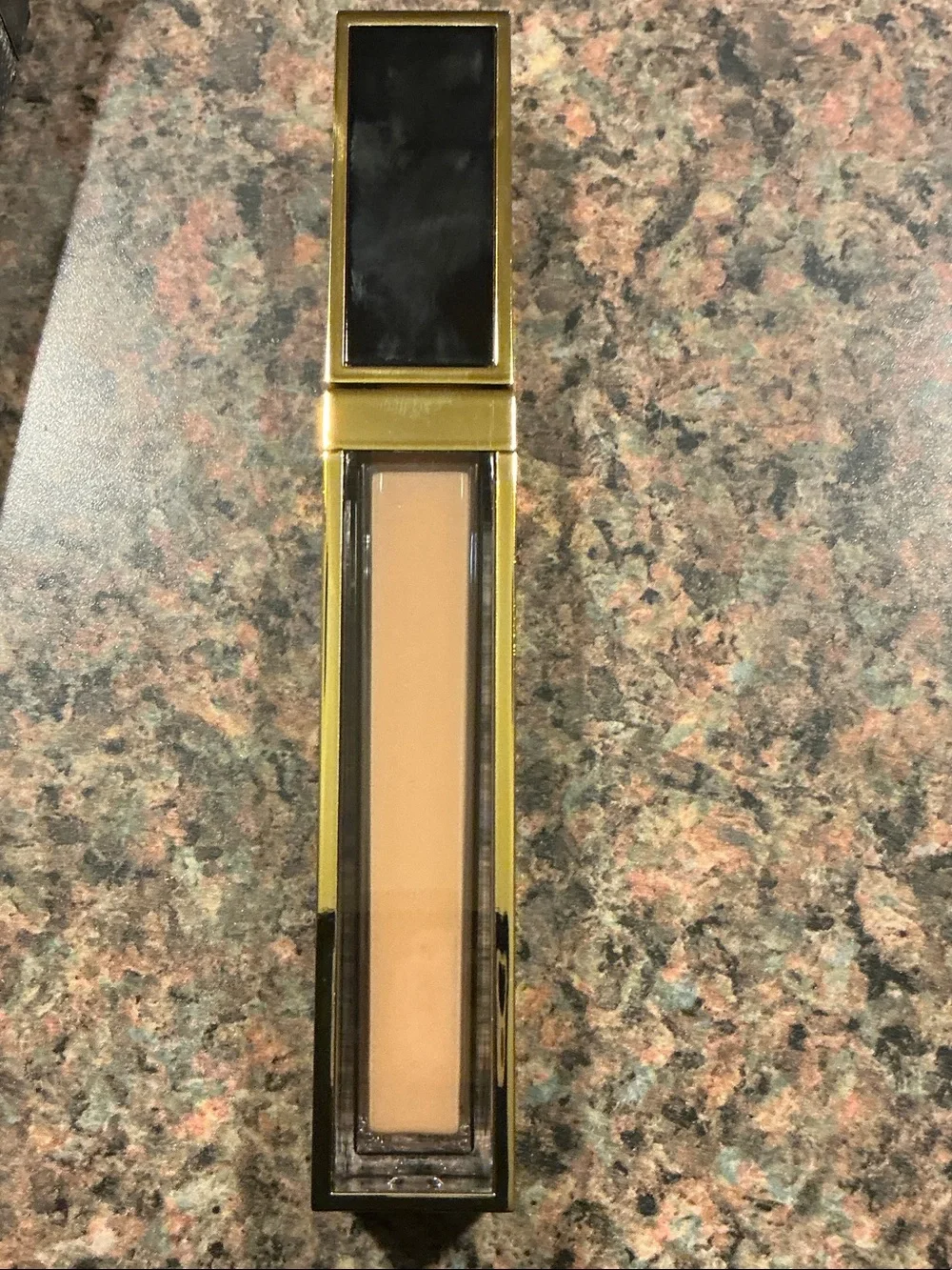 Tom Ford Shade & Illuminate Concealer - 3W1 - Golden